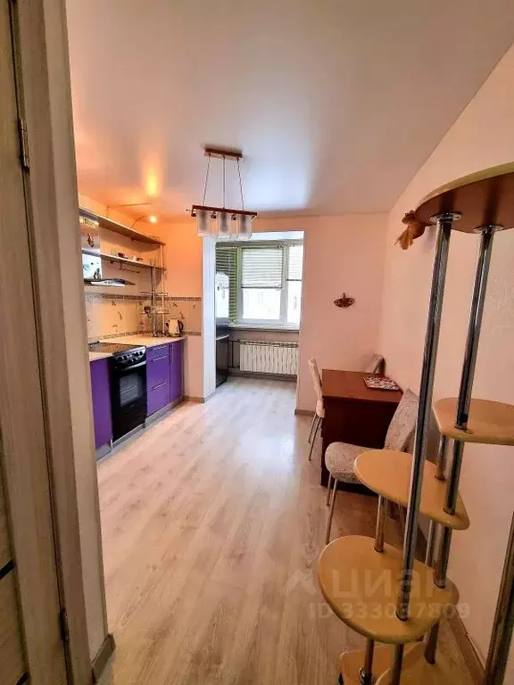 2-к кв. Иркутская область, Усть-Илимск ул. Энгельса, 21 (60.8 м) - Фото 1