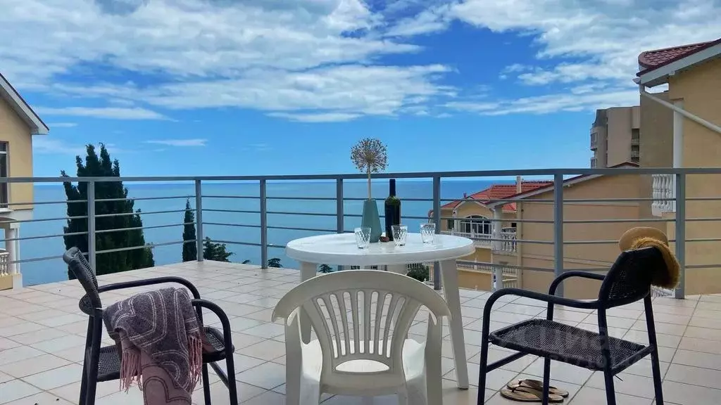 Комната Крым, Алушта муниципальный округ, с. Лазурное ул. Слуцкого, 36 - Фото 1