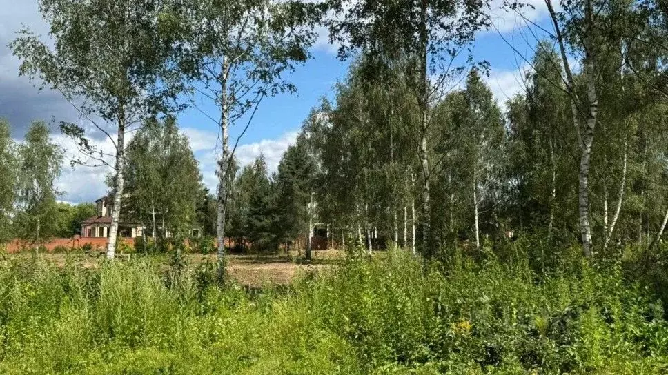 Участок в Московская область, Красногорск городской округ, д. ... - Фото 1