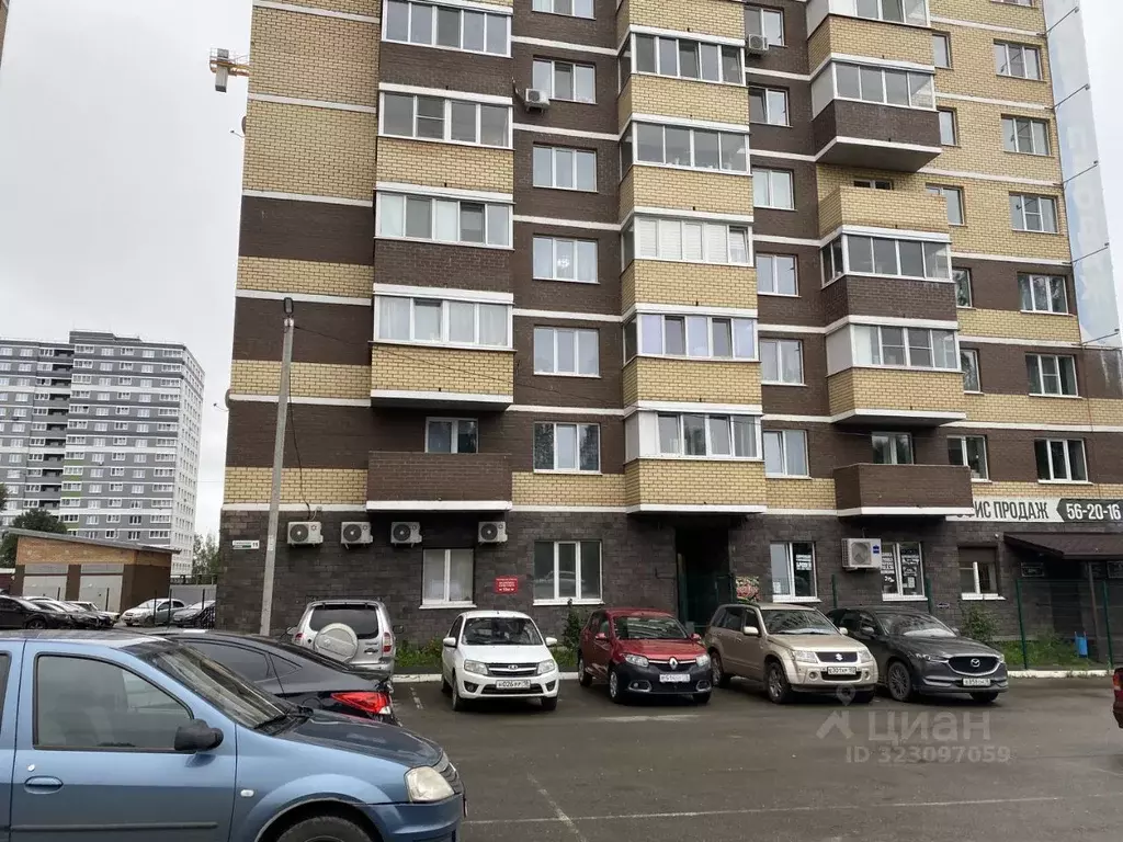 3-к кв. Удмуртия, Ижевск Совхозная ул., 9 (63.4 м) - Фото 1