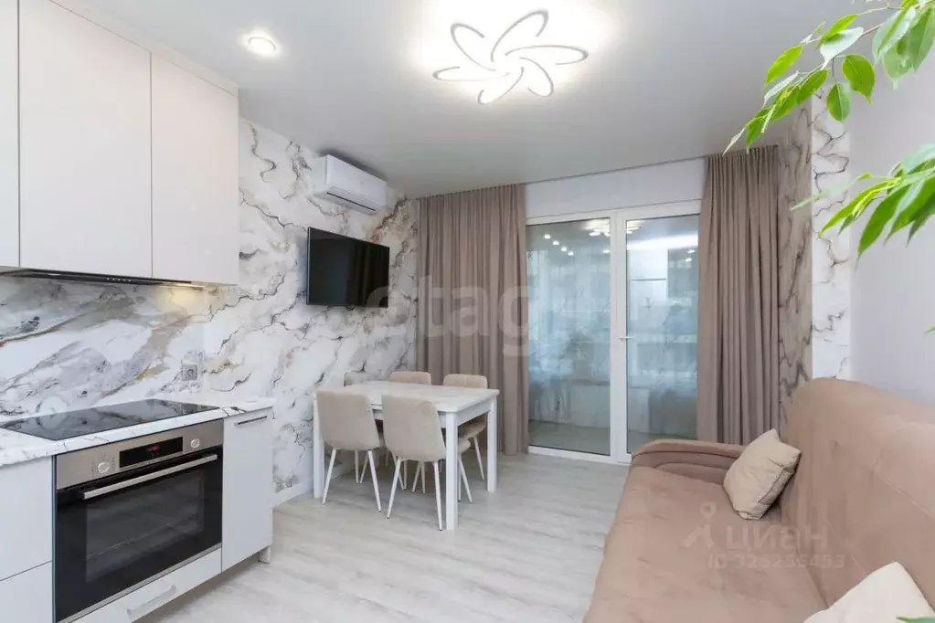 2-к кв. Тюменская область, Тюмень ул. Михаила Сперанского, 45 (60.5 м) - Фото 1