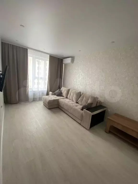 1-к. квартира, 40 м, 18/19 эт. - Фото 1