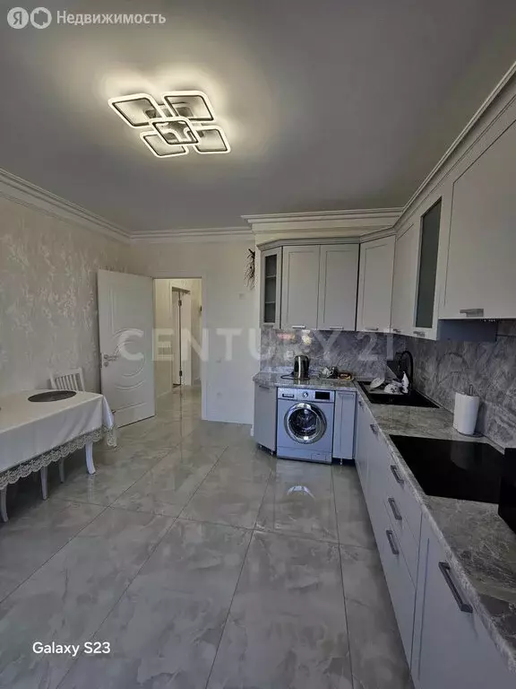1-комнатная квартира: Махачкала, улица Вузовское Озеро, 13 (49 м) - Фото 1