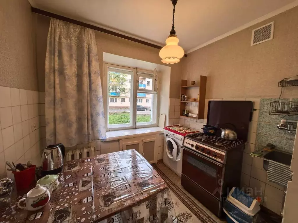 3-к кв. Татарстан, Нижнекамск просп. Строителей, 13В (56.0 м) - Фото 0