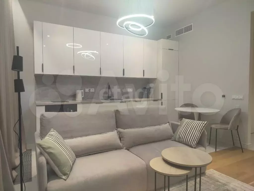 Квартира-студия, 31 м, 13/43 эт. - Фото 0