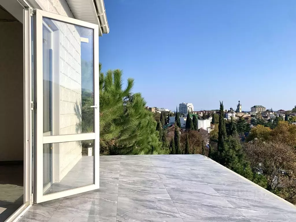 2-к кв. Крым, Алушта ул. Партизанская, 12 (78.2 м) - Фото 1