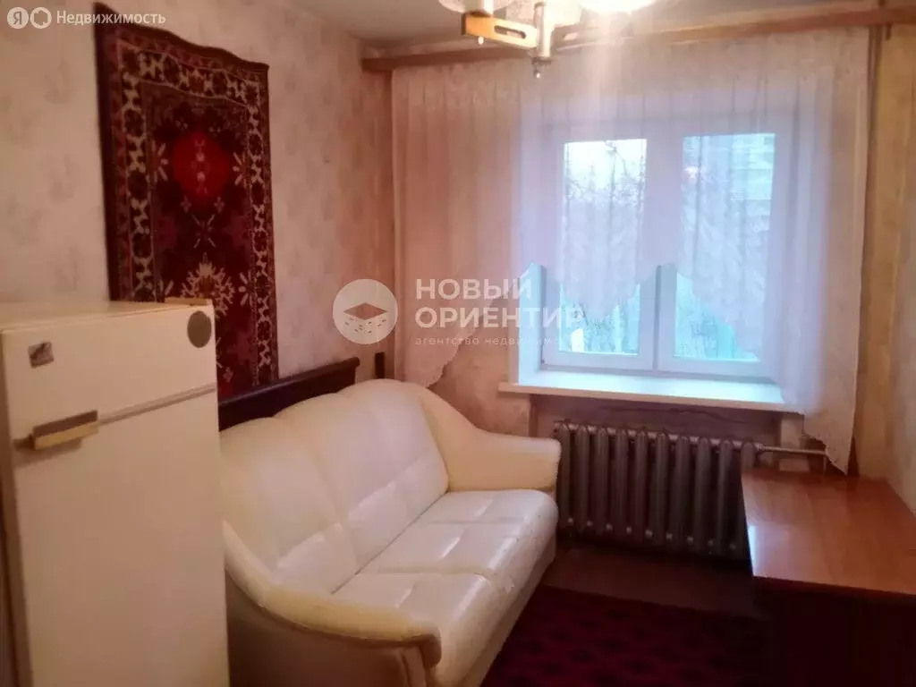 3-комнатная квартира: Екатеринбург, Байкальская улица, 52 (58.1 м) - Фото 2