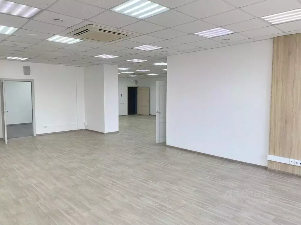 Офис в Омская область, Омск ул. Гагарина, 14 (310 м) - Фото 2