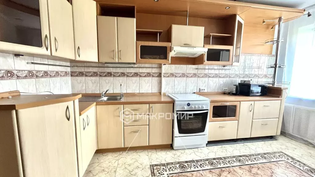 3-к кв. Брянская область, Брянск Бежицкая ул., 1/1 (92.7 м) - Фото 2