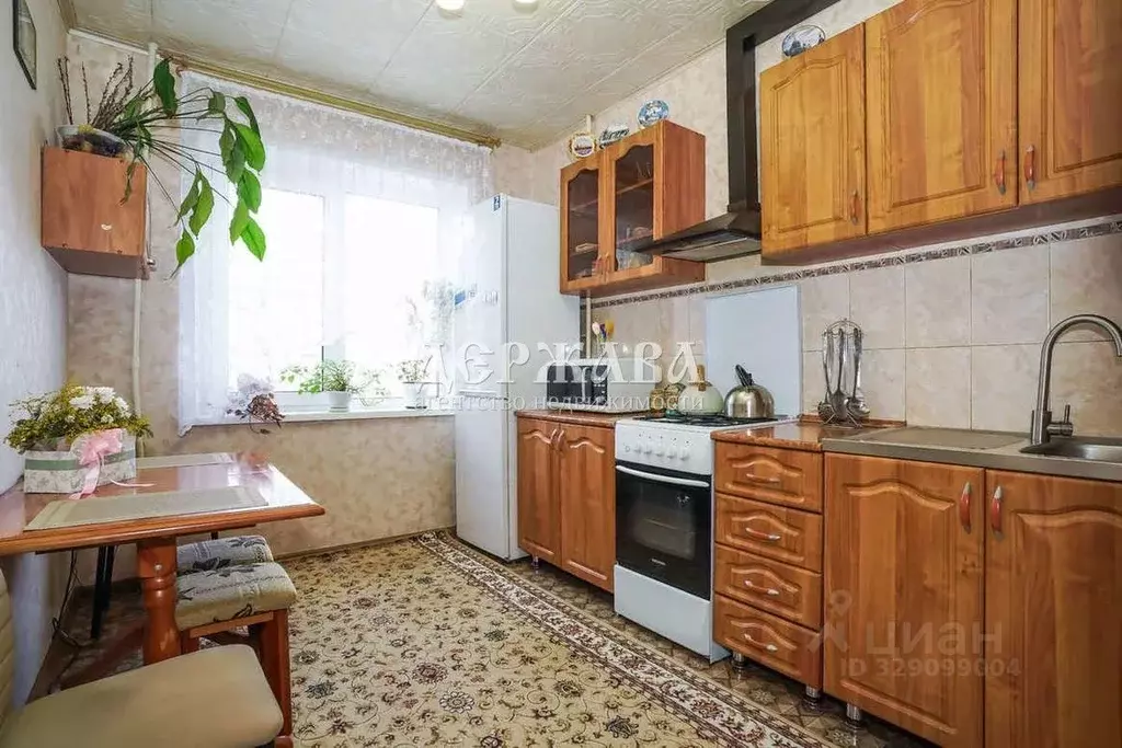 3-к кв. Белгородская область, Старый Оскол Рудничный мкр, 11 (61.59 м) - Фото 1