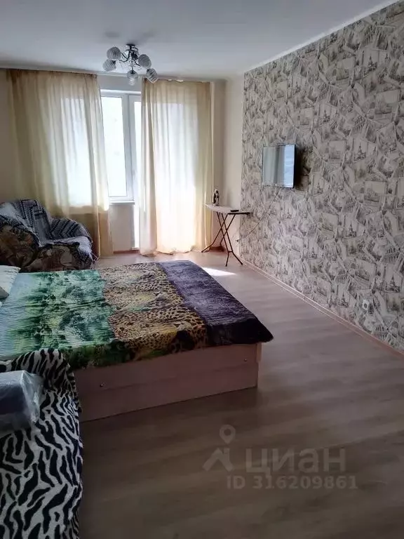 1-к кв. Красноярский край, Красноярск Лесопарковая ул., 25 (39.0 м) - Фото 0