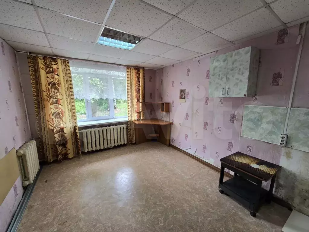 Комната 13,2 м в 6-к., 1/4 эт. - Фото 0