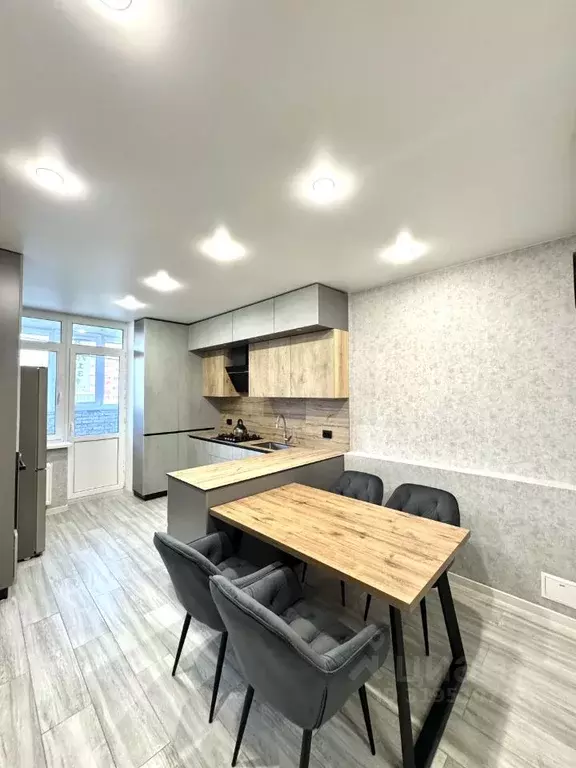 2-к кв. Ставропольский край, Ставрополь ул. Доваторцев, 86Ак1 (64.0 м) - Фото 0