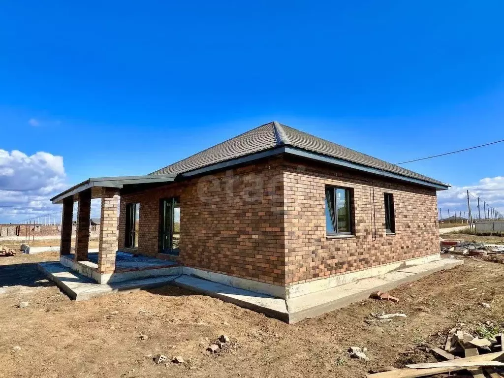 Дом в Оренбургская область, Оренбургский район, с. Благословенка ул. ... - Фото 2