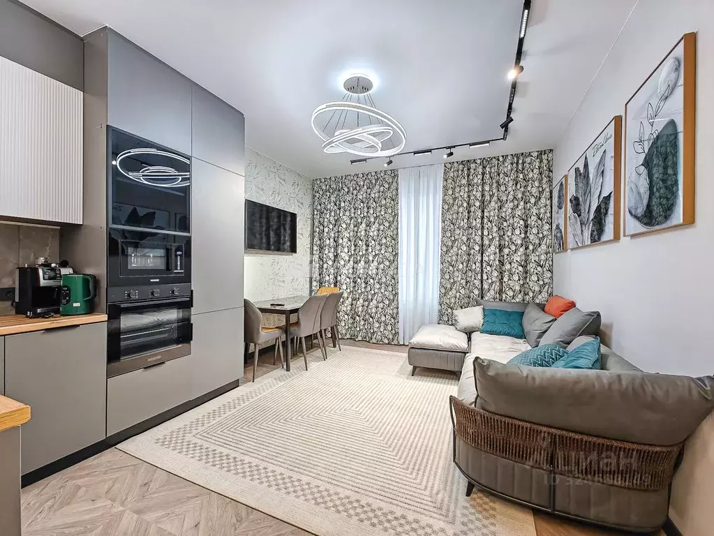 2-к кв. Новосибирская область, Новосибирск Военная ул., 51 (50.63 м) - Фото 1