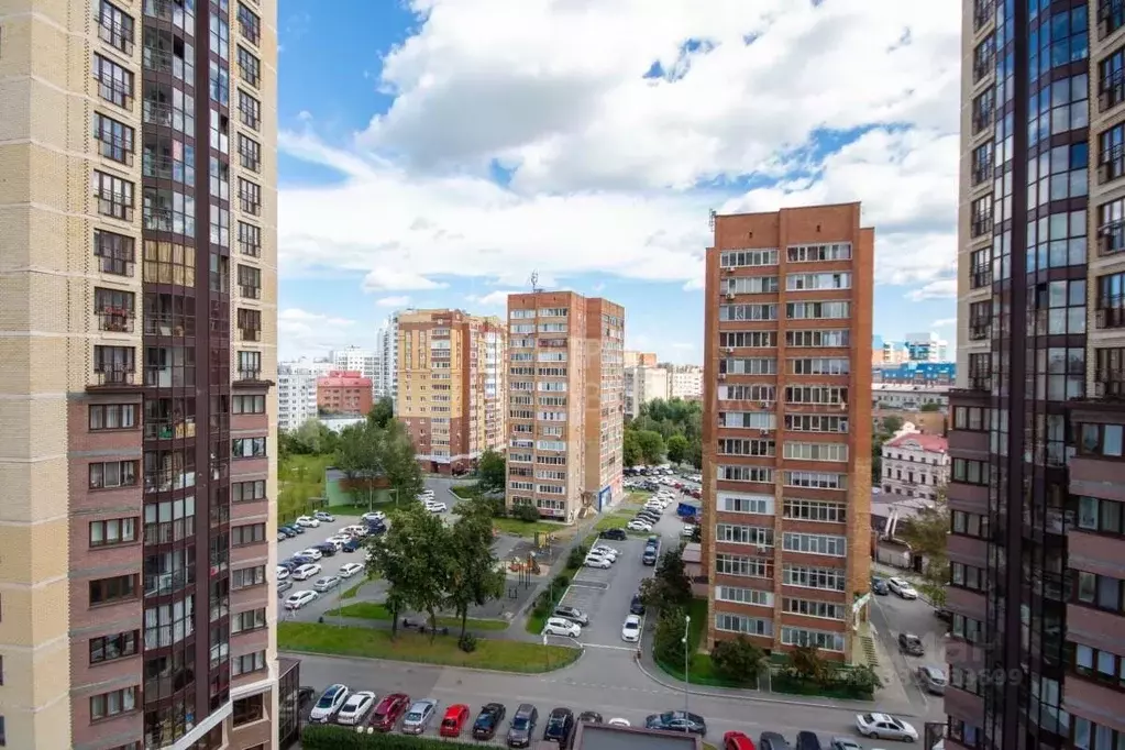 3-к кв. Тюменская область, Тюмень Первомайская ул., 50 (83.8 м) - Фото 1
