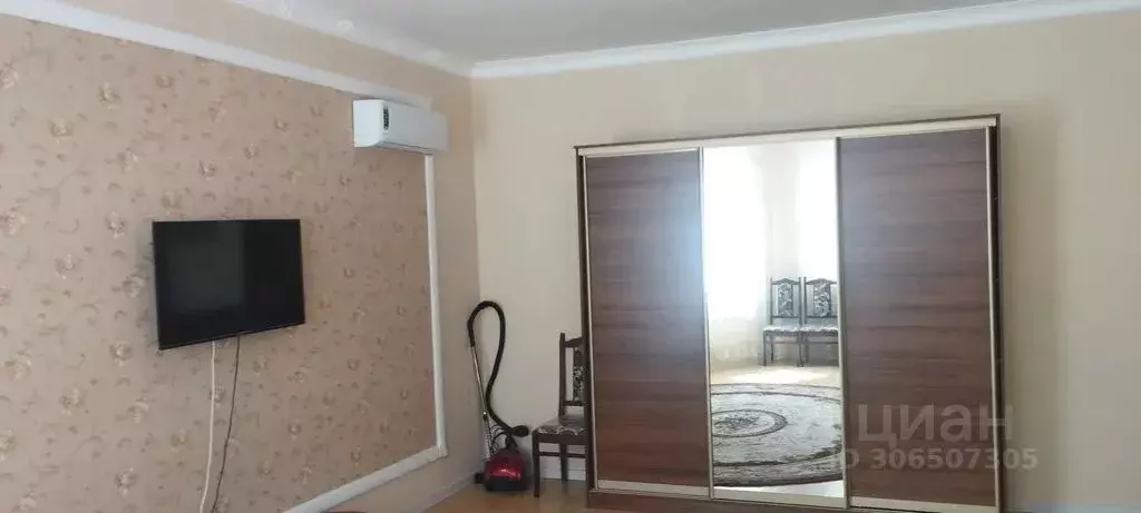 Дом в Дагестан, Махачкала Караман-7 мкр, 120А (200 м) - Фото 1