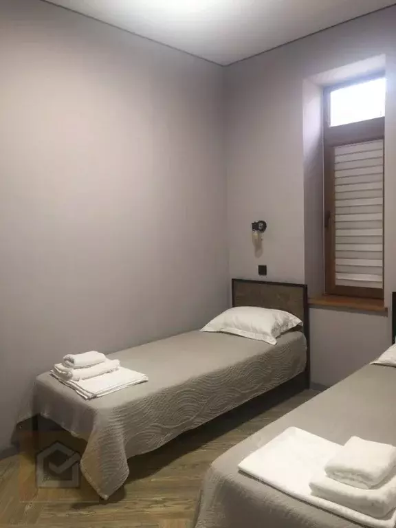 2-к кв. Крым, Евпатория городской округ, Заозерное пгт ул. Аллея ... - Фото 1