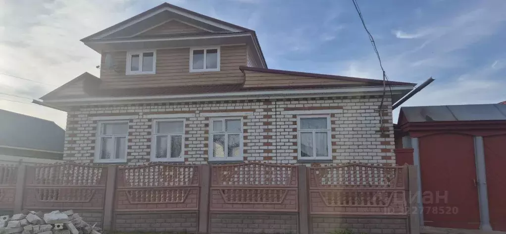 Дом в Чувашия, Чебоксарский муниципальный округ, с. Чемурша ул. ... - Фото 1