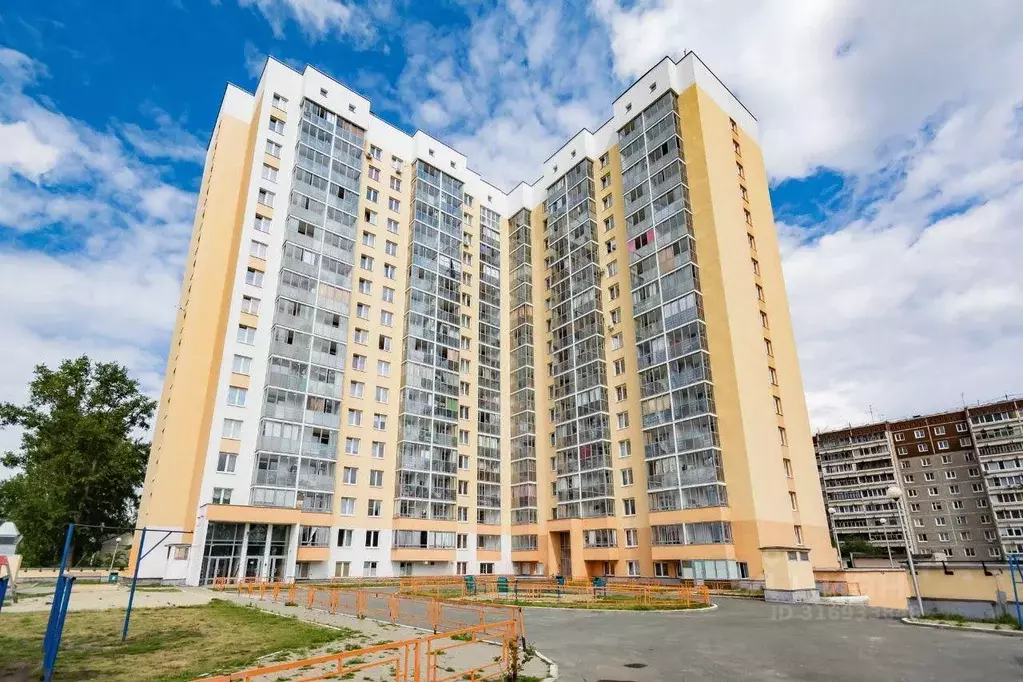 2-к кв. Свердловская область, Екатеринбург ул. Летчиков, 7 (35.0 м) - Фото 0