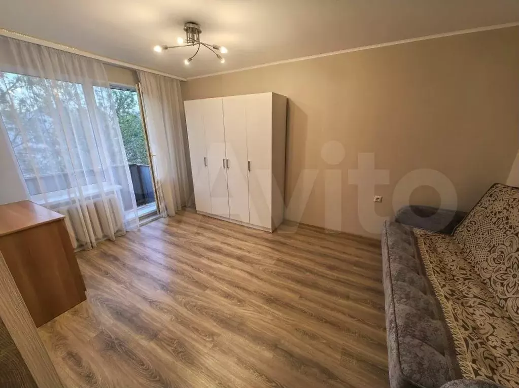 1-к. квартира, 30 м, 4/5 эт. - Фото 0