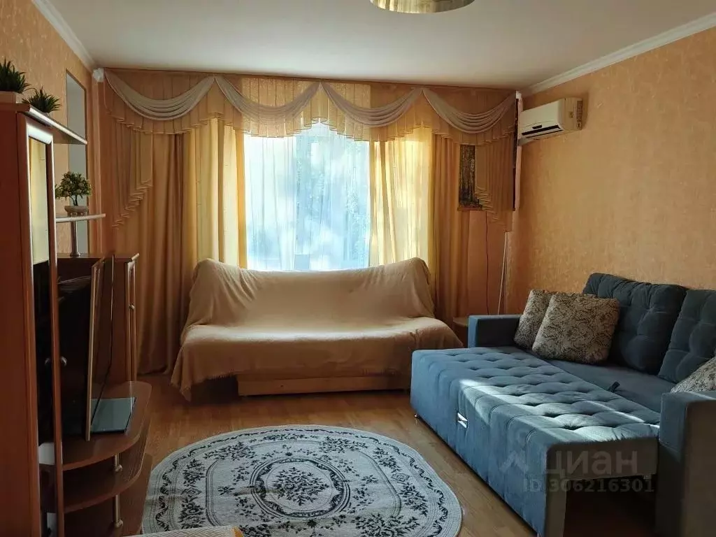 1-к кв. Самарская область, Самара Демократическая ул., 35 (82.0 м) - Фото 2