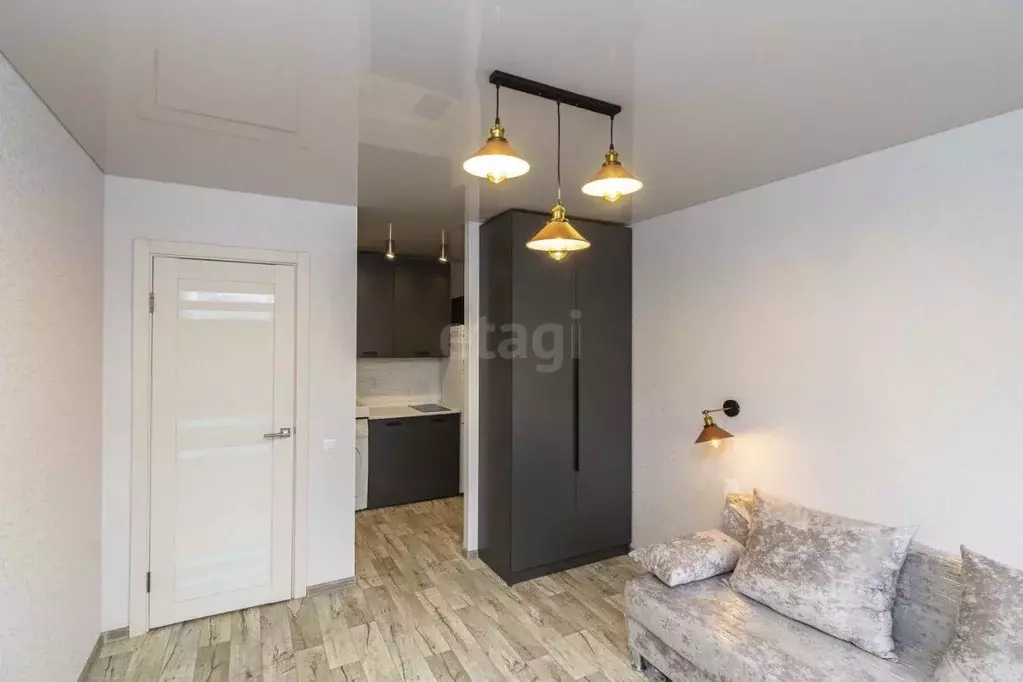 Студия Тюменская область, Тюмень Холодильная ул., 40/3 (18.0 м) - Фото 0