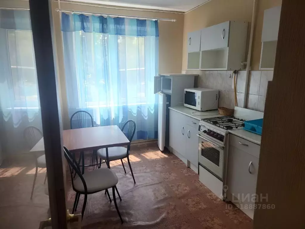 2-к кв. Волгоградская область, Волгоград ул. Репина, 17 (52.1 м) - Фото 1