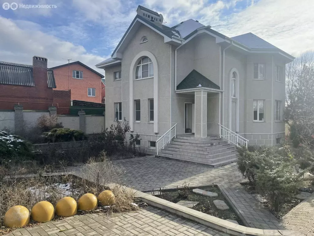 Дом в Ростов-на-Дону, проспект 40-летия Победы (314 м) - Фото 0