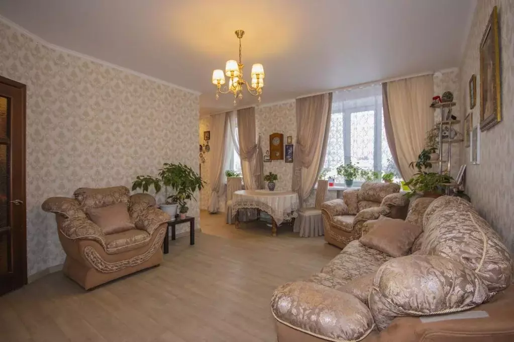 1-к кв. Свердловская область, Екатеринбург ул. Пушкина, 9 (52.4 м) - Фото 2