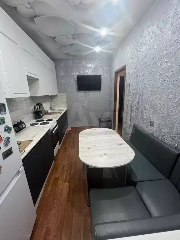 1-к. квартира, 36 м, 2/10 эт. - Фото 1