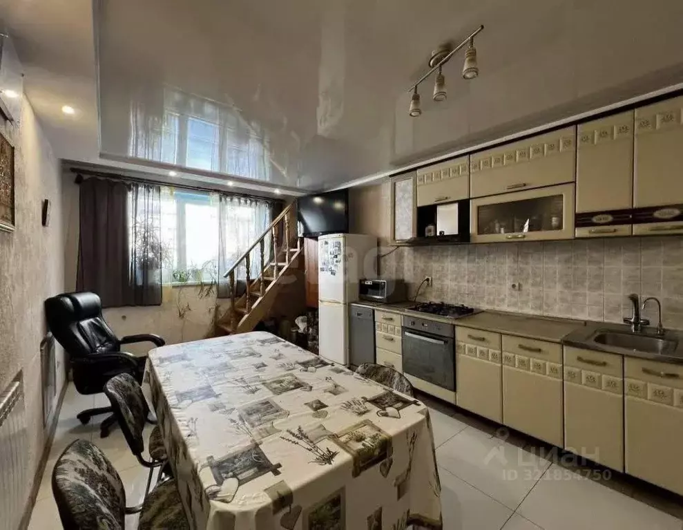 Дом в Ямало-Ненецкий АО, Новый Уренгой Озерное ДНТ, ул. 3-я Озерная, 2 ... - Фото 1