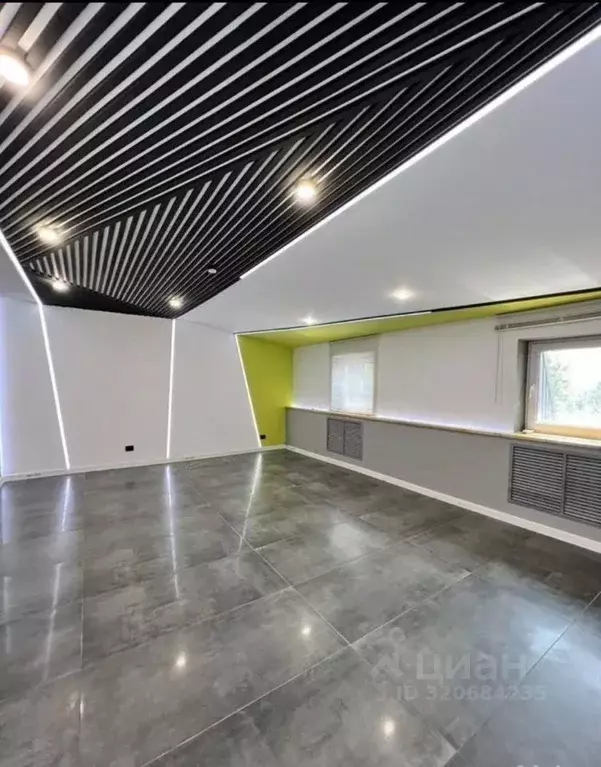 Офис в Татарстан, Казань ул. Оренбургский Тракт, 20А (45 м) - Фото 1