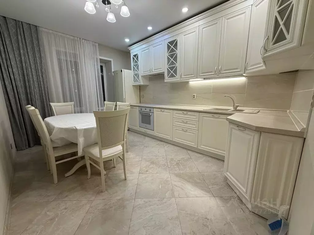 2-к кв. Татарстан, Казань ул. Разведчика Ахмерова, 7 (75.0 м) - Фото 2