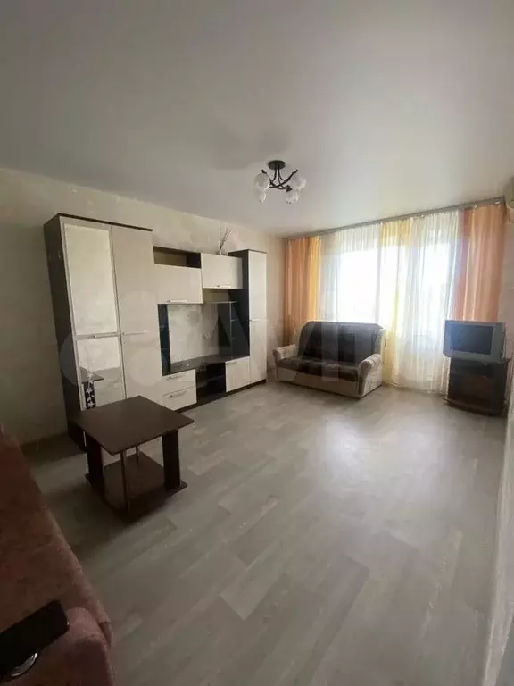 1-к. квартира, 45 м, 5/10 эт. - Фото 1