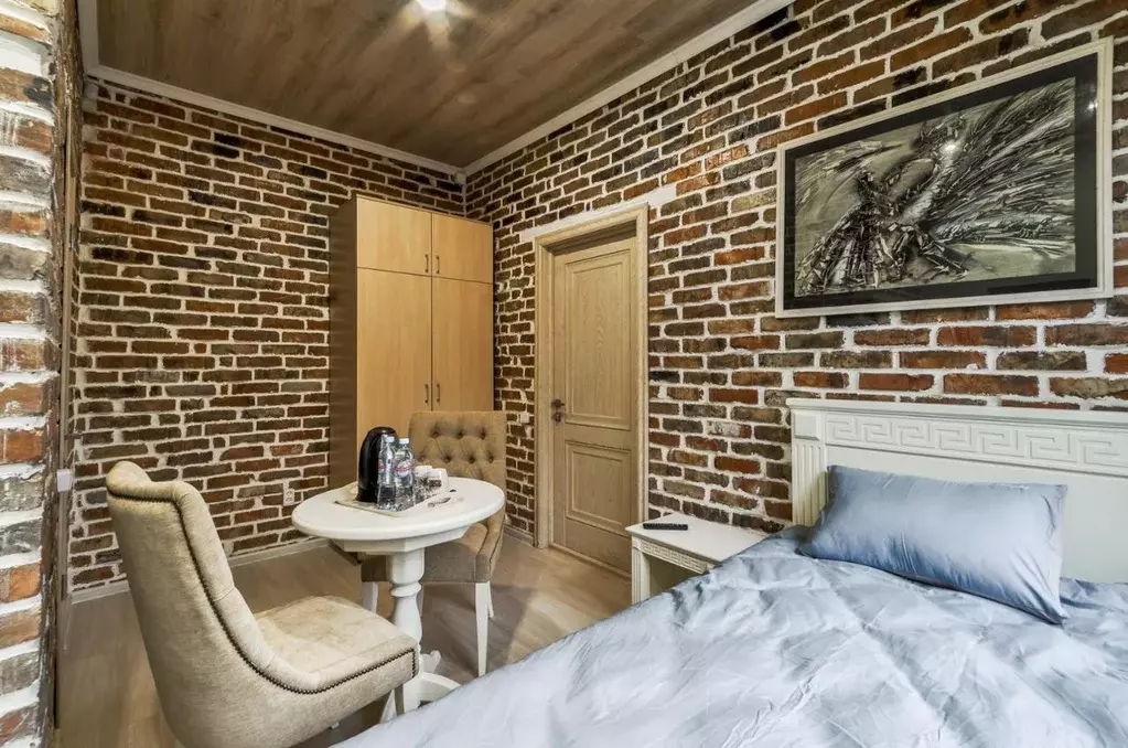 Комната Псковская область, Псков Первомайская ул., 30 (12.0 м) - Фото 1