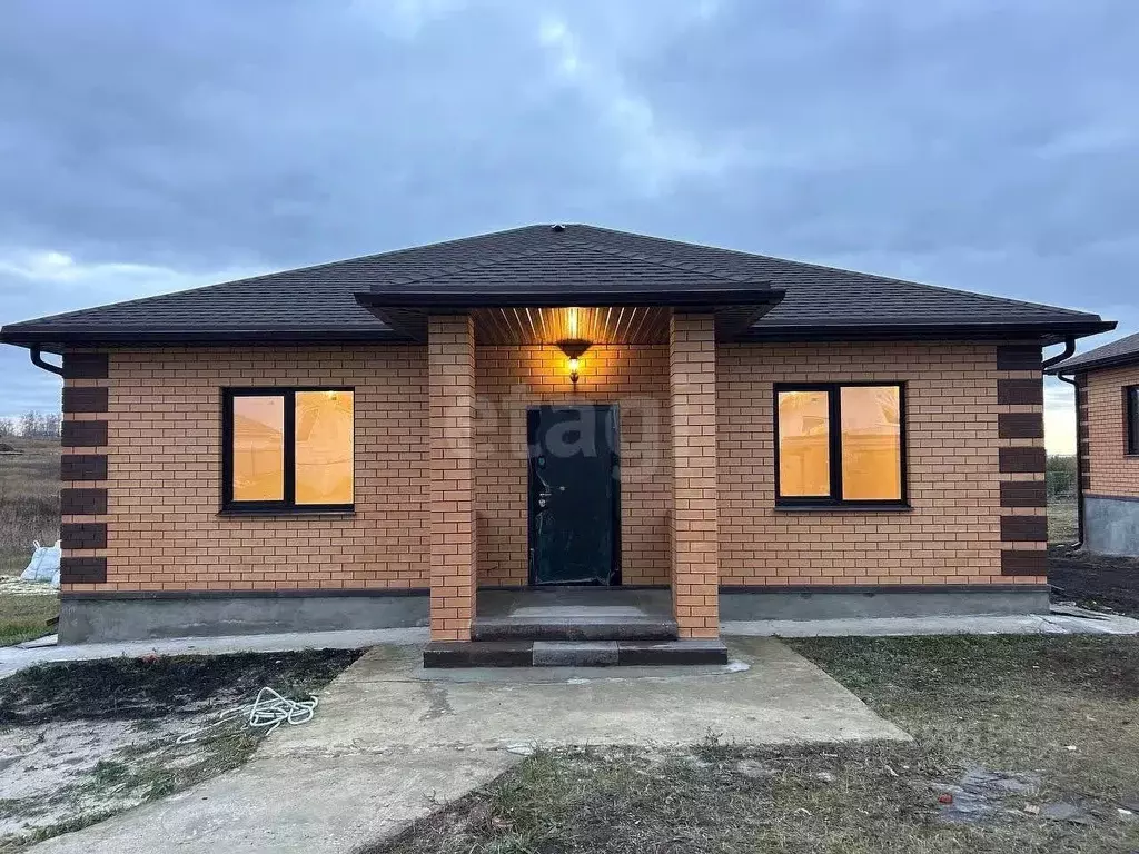 Дом в Белгородская область, Белгородский район, Новосадовское с/пос, ... - Фото 1