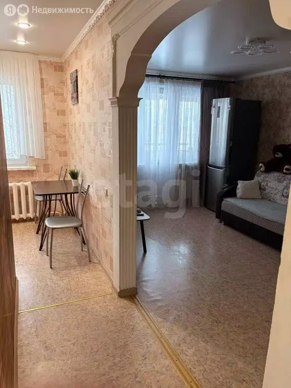 3-комнатная квартира: Альметьевск, улица Шевченко, 70 (62 м) - Фото 2