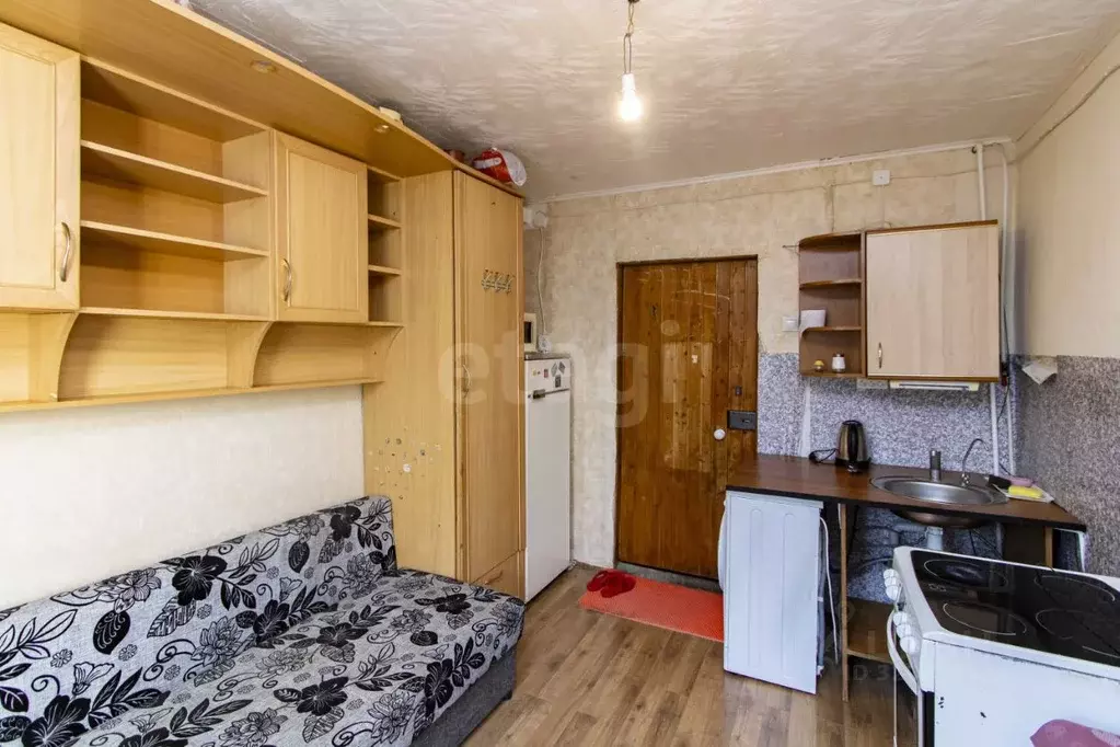 Комната Тюменская область, Тюмень Фабричная ул., 22 (11.7 м) - Фото 1