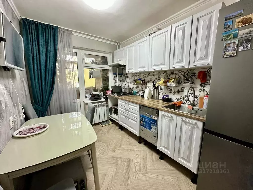 3-к кв. Севастополь ул. Адмирала Фадеева, 23Ж (84.6 м) - Фото 1