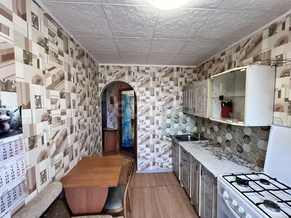 1-к кв. Ленинградская область, Киришский район, Будогощь пгт ул. ... - Фото 1