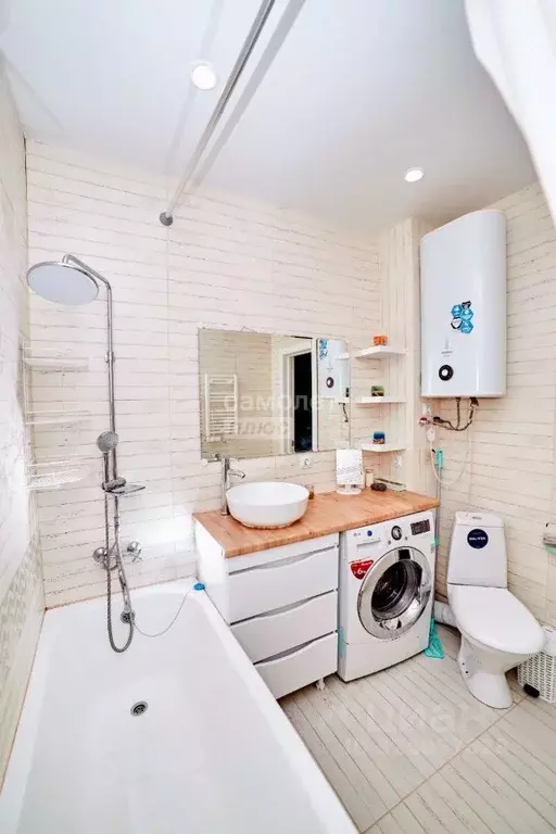 1-к кв. Приморский край, Владивосток ул. Гагаринского, 2 (39.0 м) - Фото 0