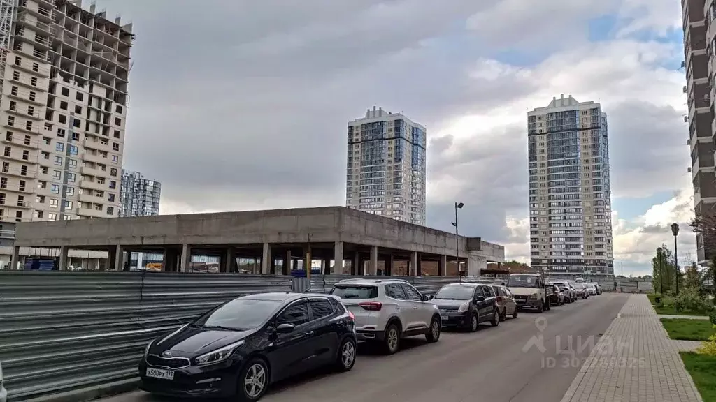 Помещение свободного назначения в Краснодарский край, Краснодар бул. ... - Фото 1