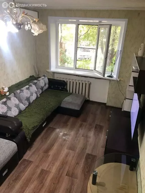 2-комнатная квартира: Астрахань, улица Ботвина, 30 (42 м) - Фото 0