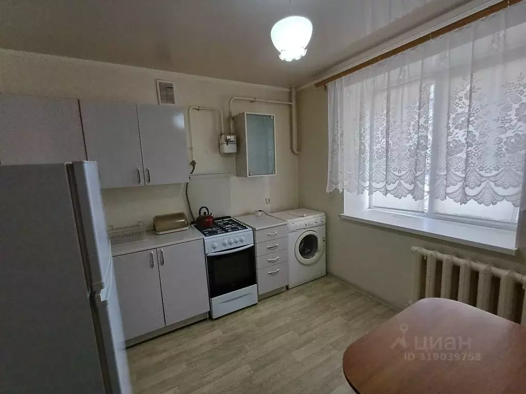 1-к кв. Башкортостан, Нефтекамск ул. Нефтяников, 26А (35.0 м) - Фото 2