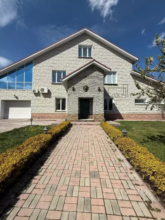 Дом в Челябинская область, Магнитогорск Солнечная ул., 16 (600 м) - Фото 0