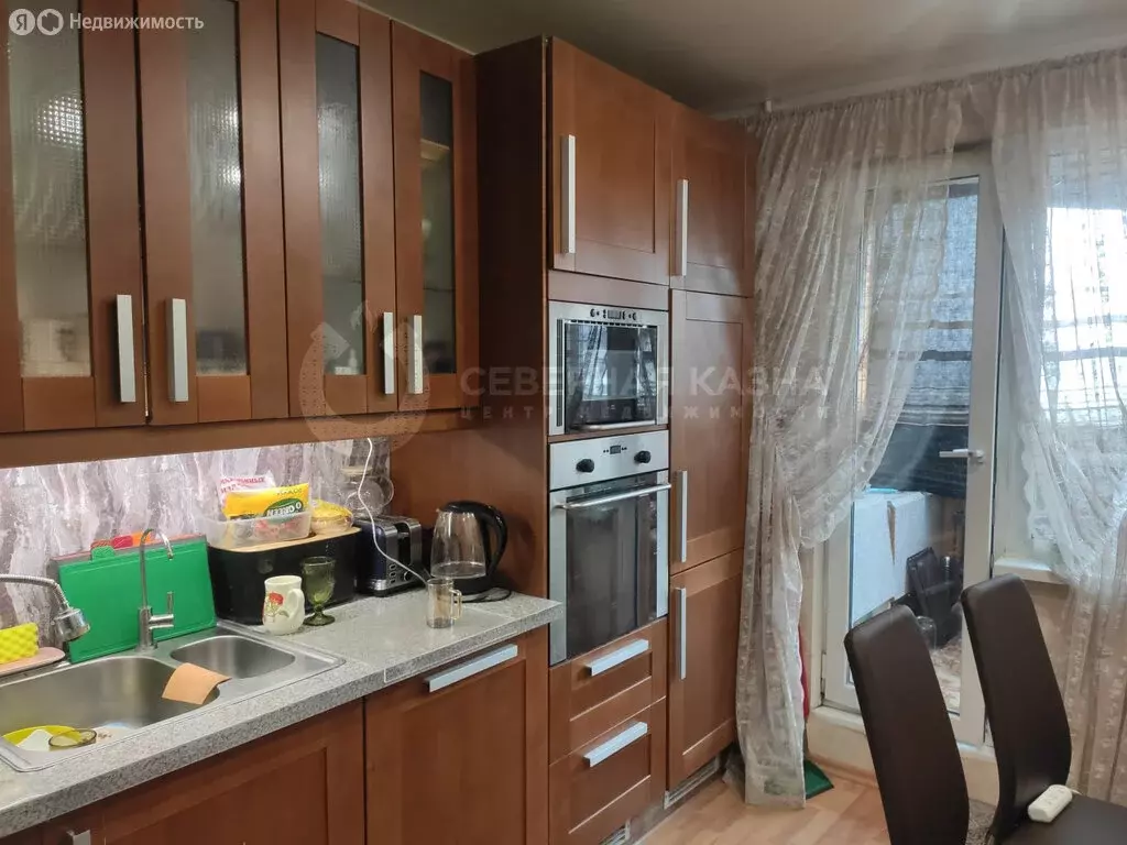 3-комнатная квартира: Екатеринбург, улица Металлургов, 52 (82.7 м) - Фото 0
