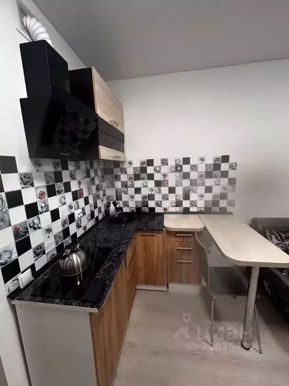 Студия Тюменская область, Тюмень ул. Алматинская, 6 (18.0 м) - Фото 2