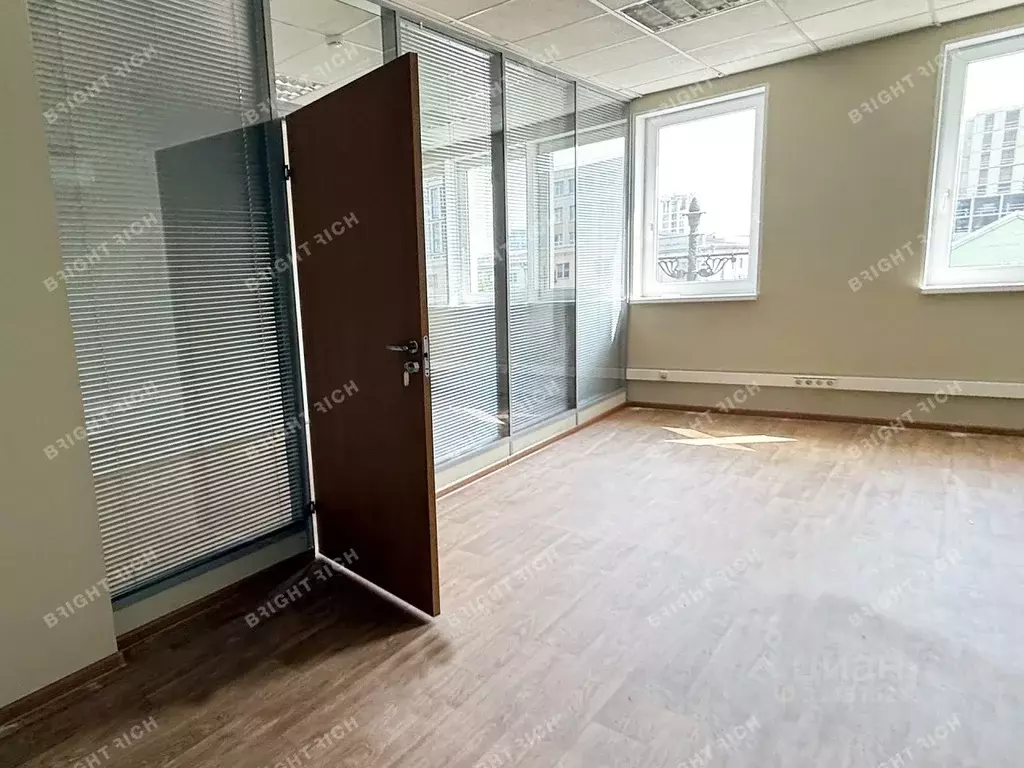 Офис в Санкт-Петербург Московский просп., 105 (320 м) - Фото 0