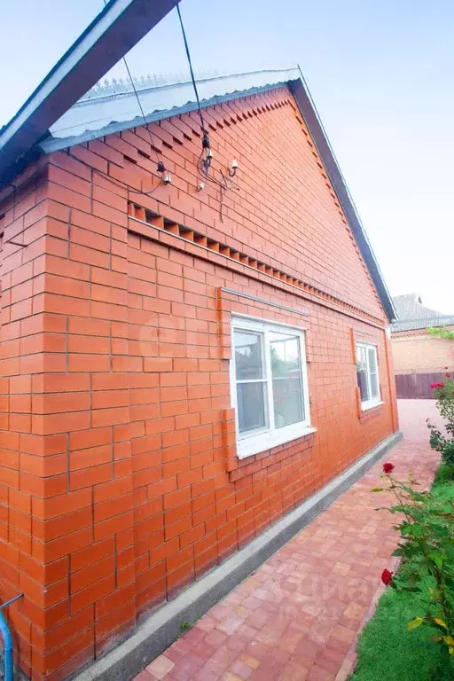 Дом в Краснодарский край, Славянск-на-Кубани ул. Гриня (70 м) - Фото 2